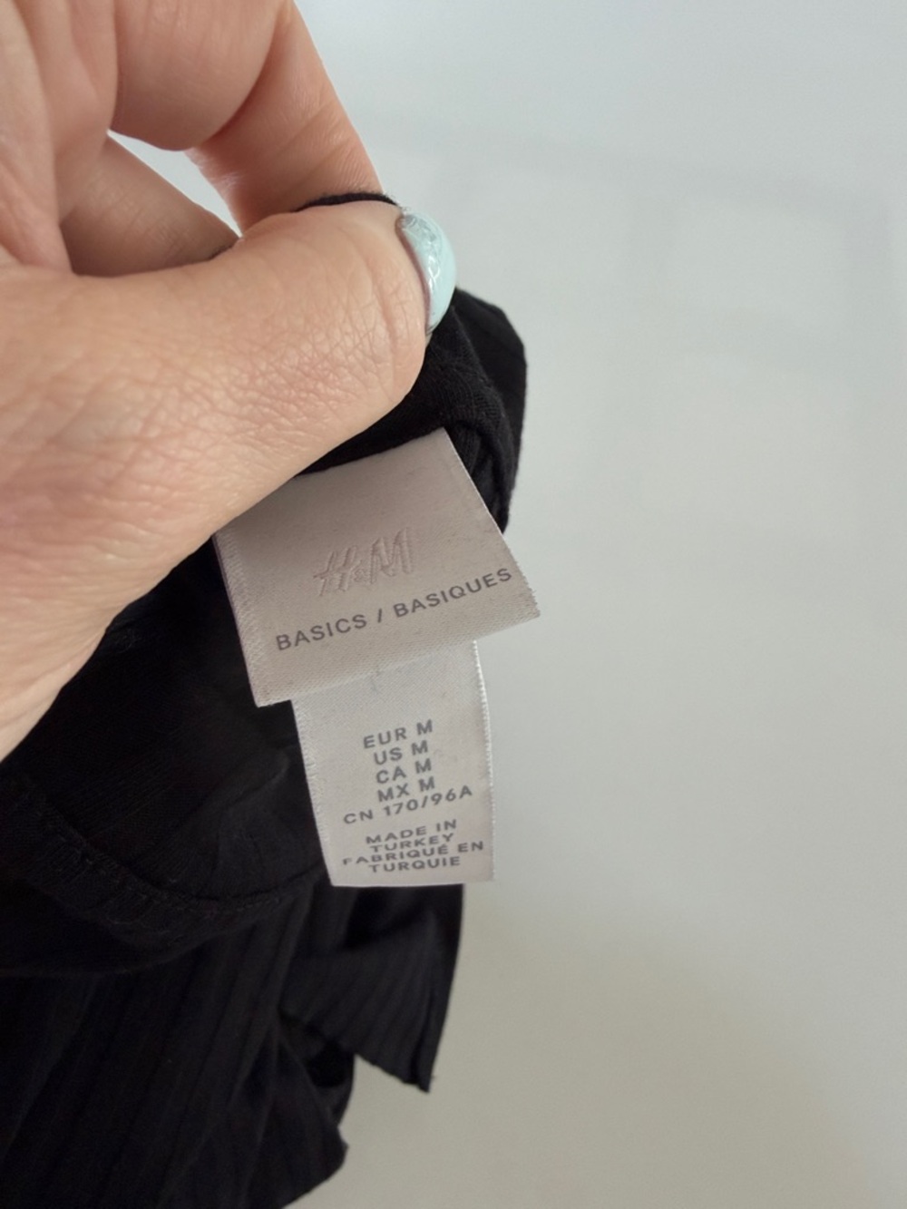 H&M Black Ribbed Short-Sleeve Tunic Top - Picture 4 of 4
